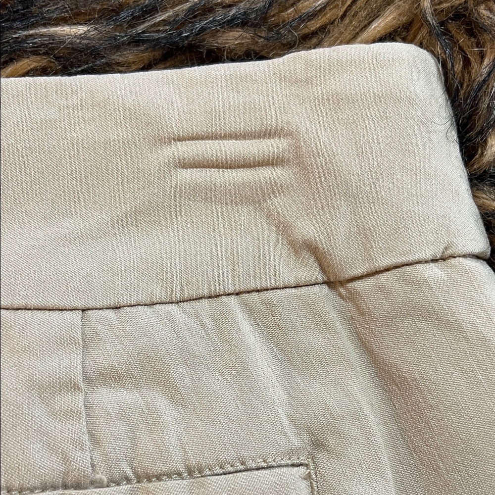 Women’s’ Khaki Capri Pants - Picture 3 of 5
